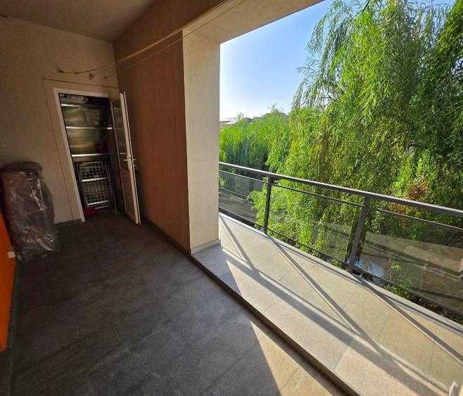 Apartament cu 2 camere decomandat, mobilat în Bucureștii Noi