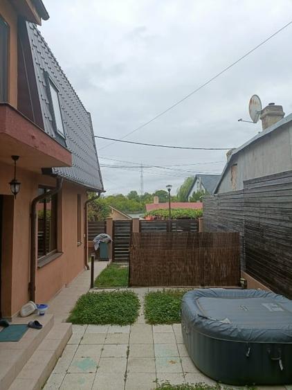 Casă individuală cu 4 camere cu Canalizare în Central