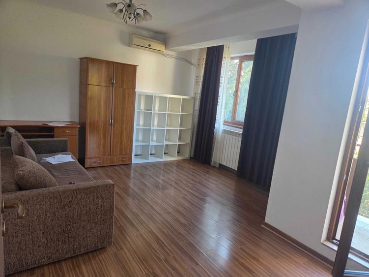 Apartament cu 2 camere decomandat în Bucureștii Noi