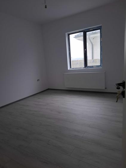 Casă cu 3 camere în Central