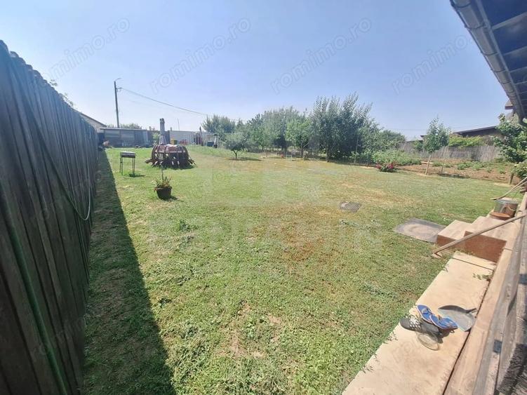 Casă cu Teren 770 Mp în Ghercești