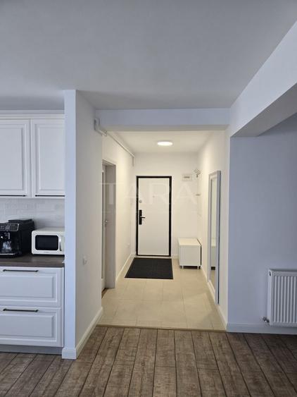 Apartament 3 camere la cheie, zona Terra. - 3