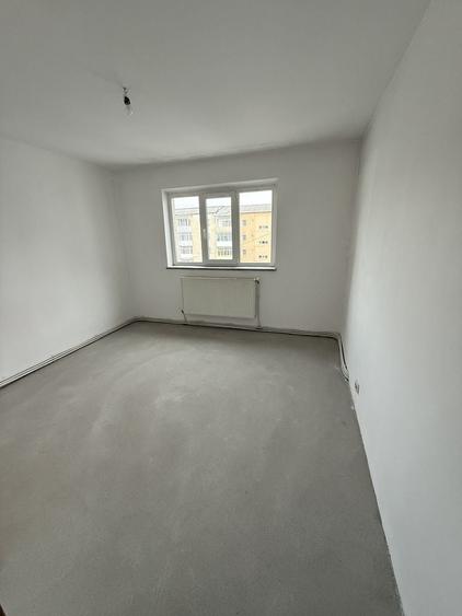 Proprietar vand Apartament 2 camere decomandat Curtea de Arges - 6