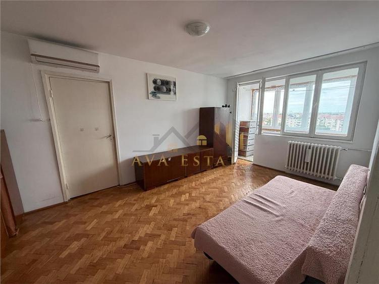 Apartament cu 2 camere semidecomandat în Cetății