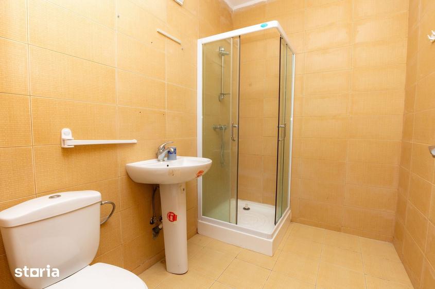 Casă cu 5 camere cu Teren 1029 Mp în Bezdead