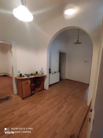 Casă cu 4 camere decomandat cu Teren 101 Mp în Central