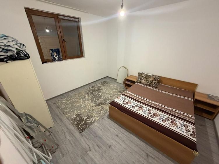 Casă cu 3 camere cu Teren 350 Mp în Giurgiului