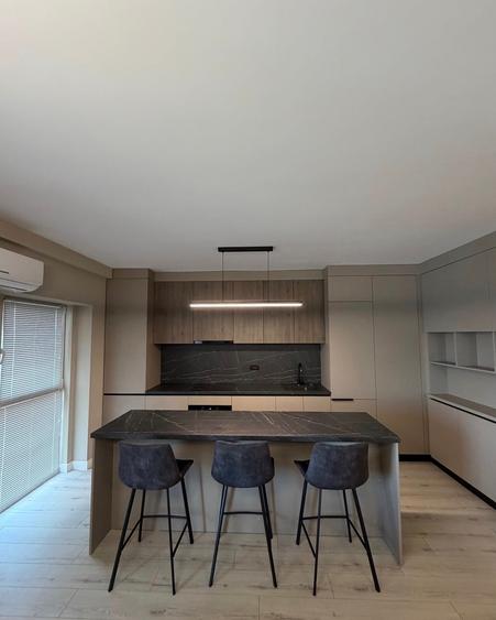 Apartament cu 2 camere decomandat în Lacul Tei