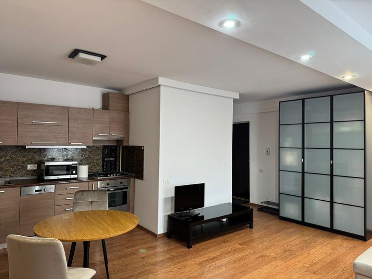 Apartament cu 2 camere semidecomandat în Beller