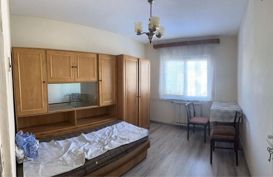 Apartament cu 3 camere decomandat în Decebal