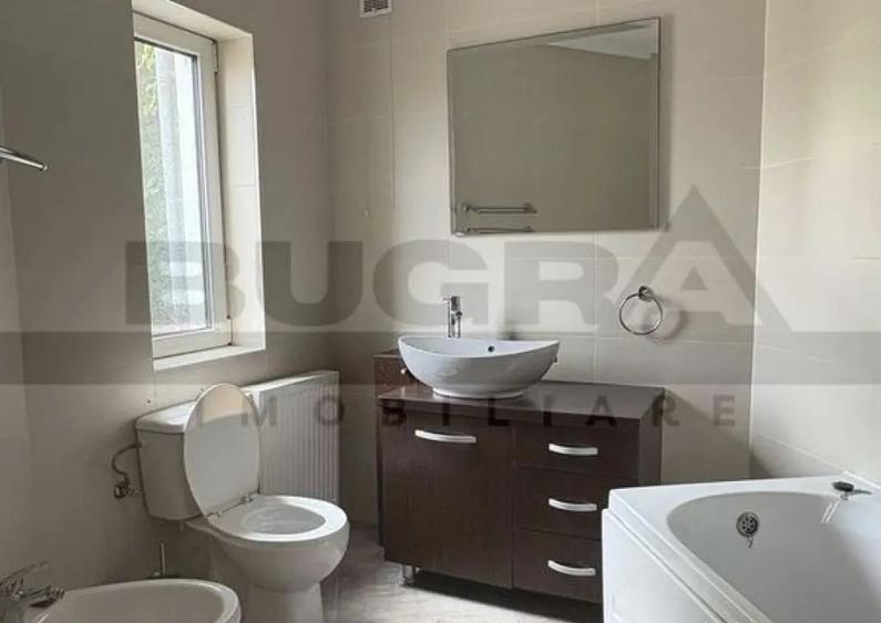Casă cu 3 camere cu Teren 200 Mp în Zorilor