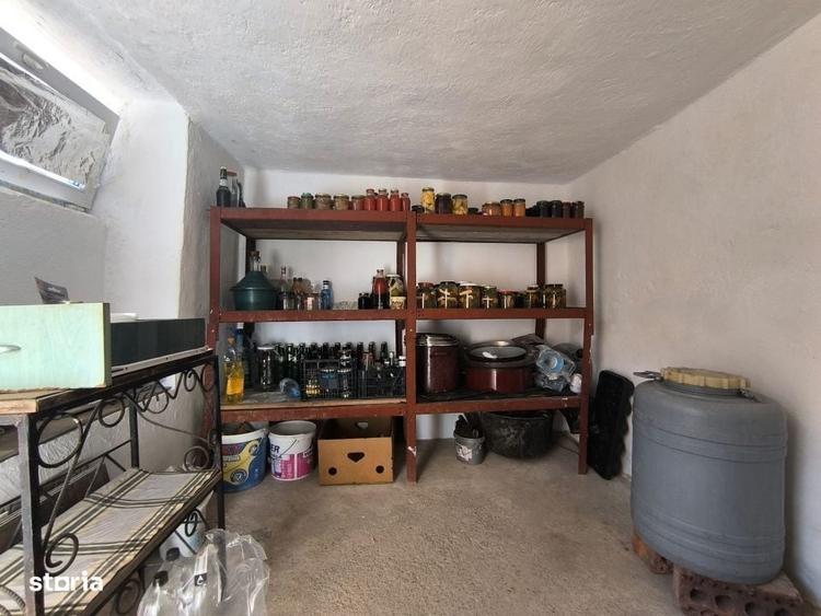 Casă cu 3 camere în Sânnicoară