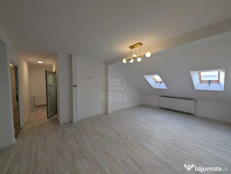 Apartament cu 4 camere semidecomandat în Florești