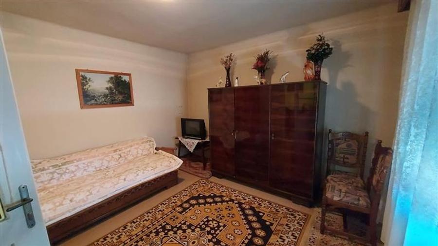 Casă individuală cu 3 camere cu Teren 385 Mp în Unirii