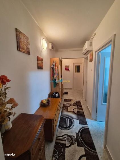 Apartament cu 2 camere decomandat în Energiei