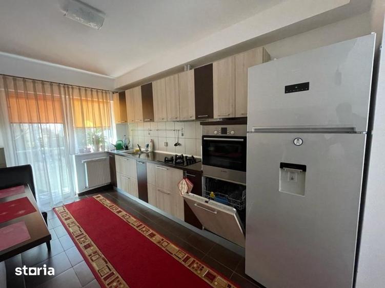 Casă cu 4 camere cu Teren 77 Mp în Florești