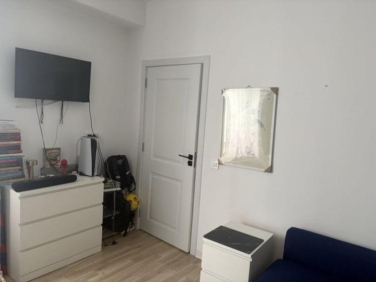 Apartament cu 3 camere decomandat, mobilat în Popești-Leordeni