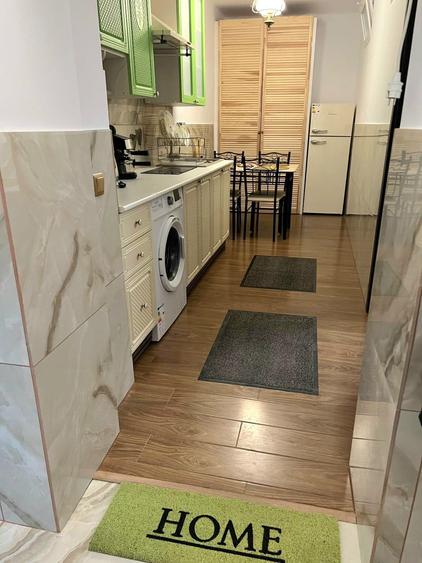 Apartament cu 3 camere decomandat în Centrul Istoric