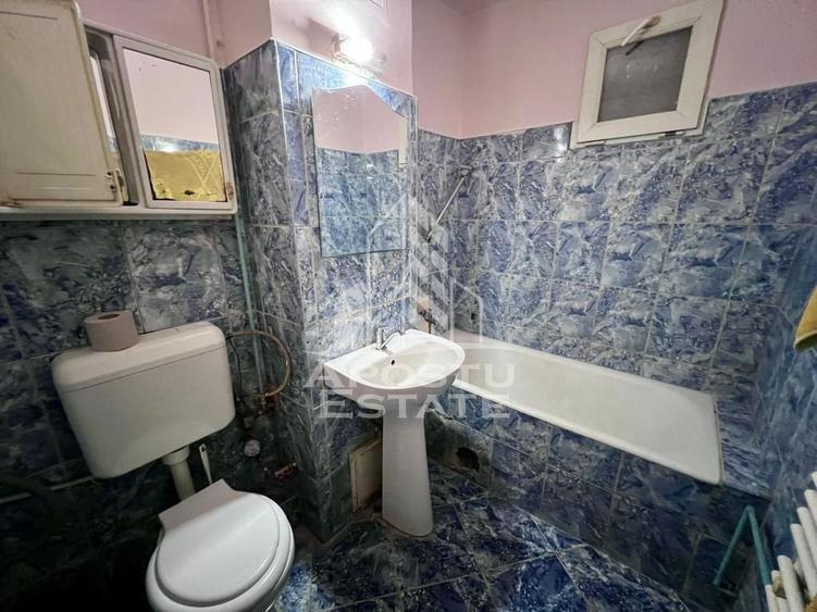 Apartament cu 2 camere semidecomandat în Dâmbovița