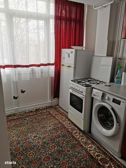 Garsonieră decomandată în George Enescu