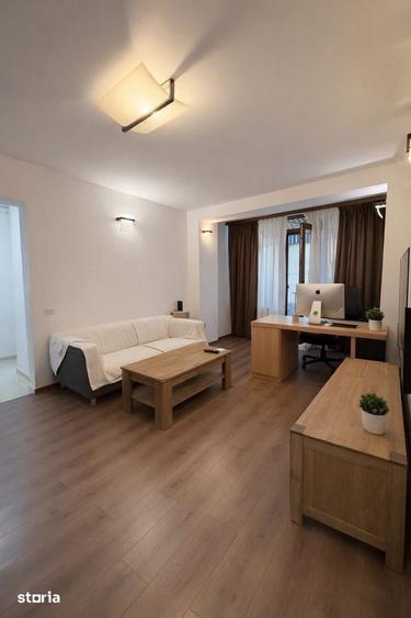 Apartament cu 2 camere semidecomandat, mobilat în Tomis II