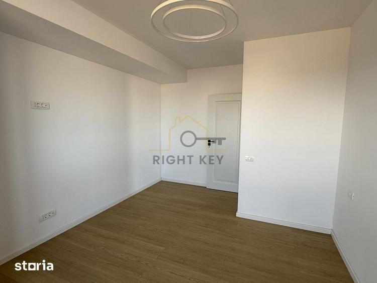 Casă cu 5 camere cu Teren 560 Mp în Tărtășești