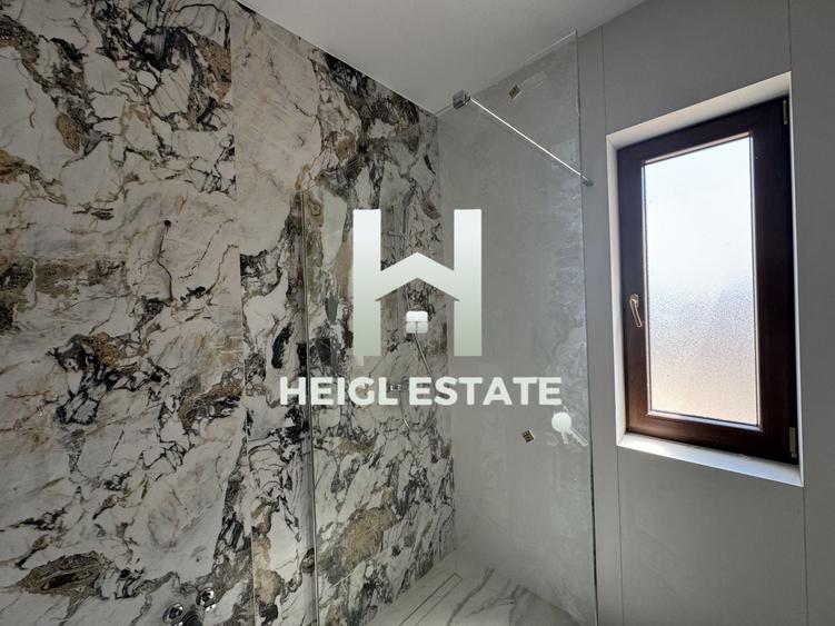 Duplex cu 4 camere cu Canalizare în Chișoda