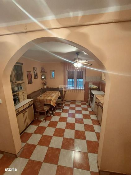 Apartament cu 3 camere decomandat în Autogară