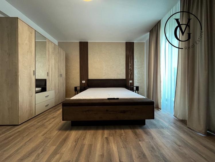 Casă individuală cu 5 camere cu Canalizare în Lumina