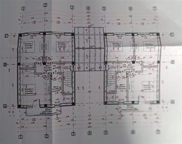 Duplex cu 4 camere cu Canalizare în Aeroport