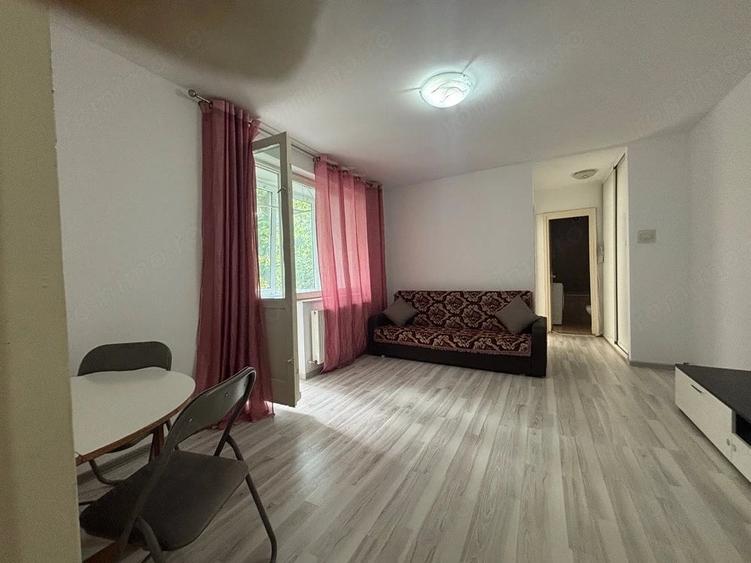 Apartament 3 camere de inchiriat , central - 1