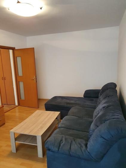 Apartament cu 2 camere decomandat în Titan