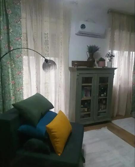 Garsonieră decomandată în Remetea Mare