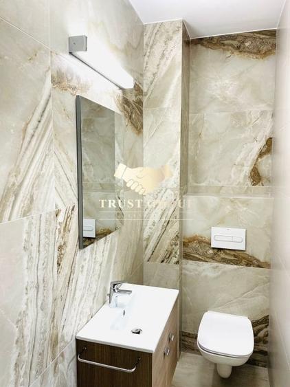 Apartament cu 4 camere decomandat, mobilat în Arcul de Triumf