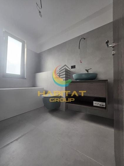 Duplex cu 3 camere cu Canalizare în Central