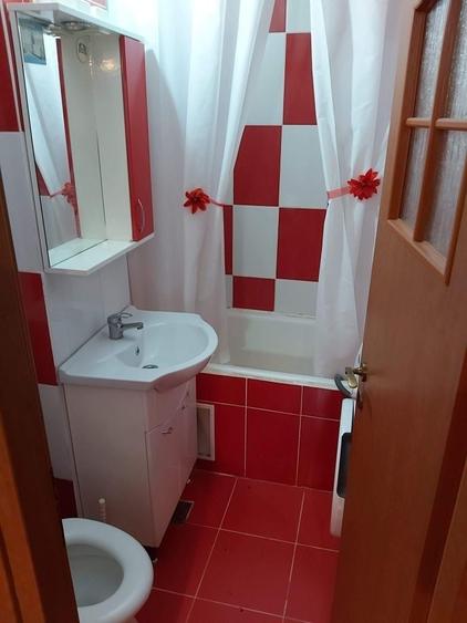 Apartament cu 2 camere decomandat în Rogerius