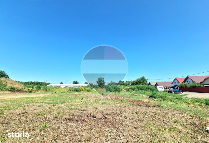 Teren de 1800 mp, în Sărata