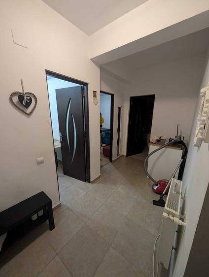 Proprietar Vand garsoniera spatioasa, decomandata, complet mobilata si utilata, Bragadiru Plan 1 (zona Iki Land) - 1