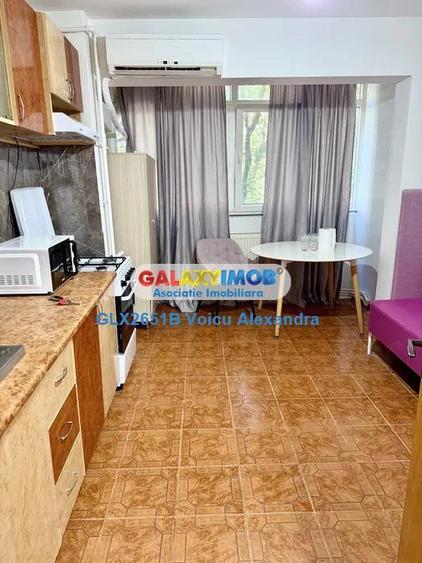 Apartament cu 2 camere decomandat, mobilat în Berceni