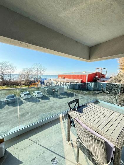 Vand apartament modern spa?ios cu 2 camere decomandat Constanta Mamaia