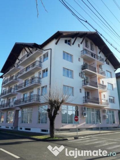 Spațiu comercial, de 200 mp, în Calea Dumbrăvii