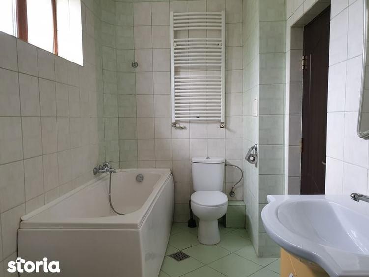 Apartament cu 4 camere în Central