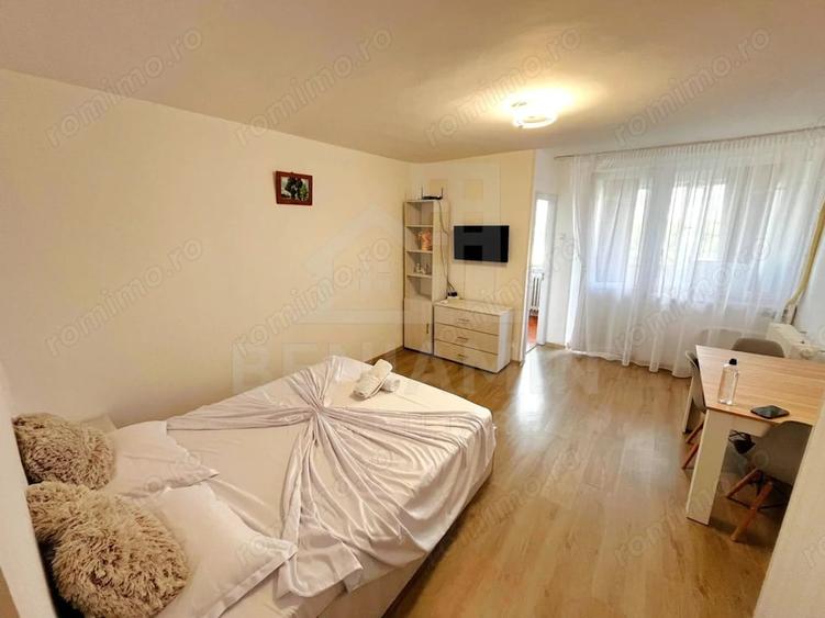 Garsonieră decomandată în Brazda lui Novac