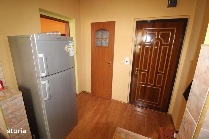 Vand apartament 2 camere in Hunedoara, zona Micro4, 45mp... - 9