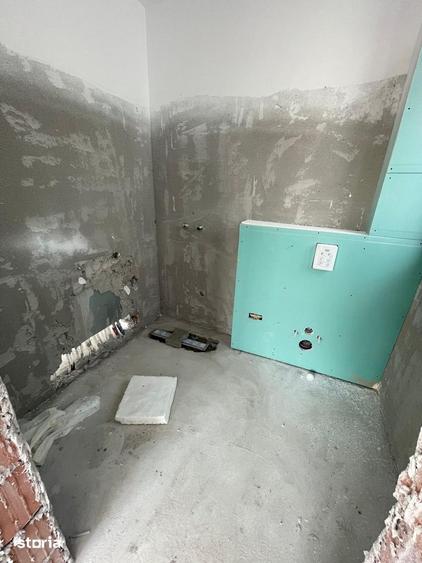 Casă cu 5 camere cu Teren 254.4 Mp în Ghencea