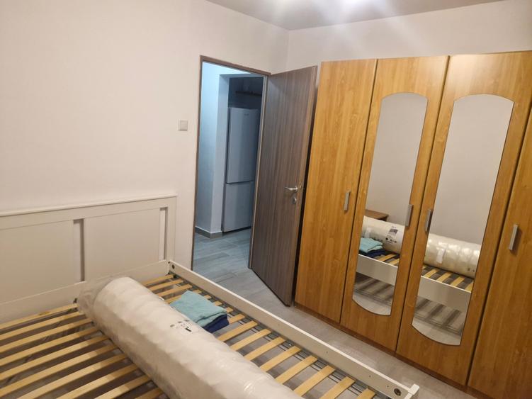 Apartament cu 2 camere decomandat în Drumul Taberei