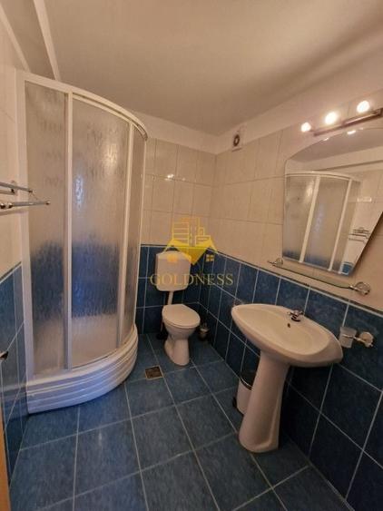 Apartament cu 3 camere semidecomandat, mobilat în Zorilor