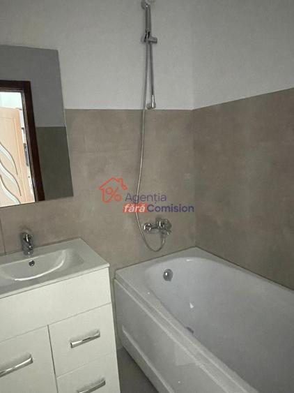 Apartament cu 4 camere decomandat în Păcurari