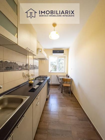 Apartament cu 2 camere decomandat în Casa de Cultură