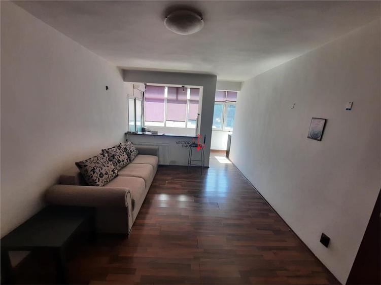 Apartament cu 2 camere semidecomandat în Iancului